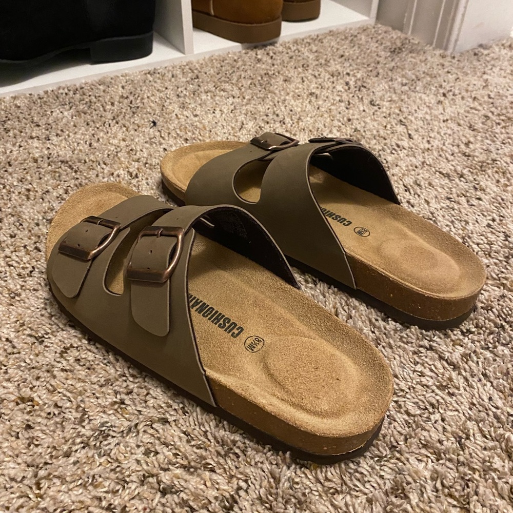 Cushionaire Sandals